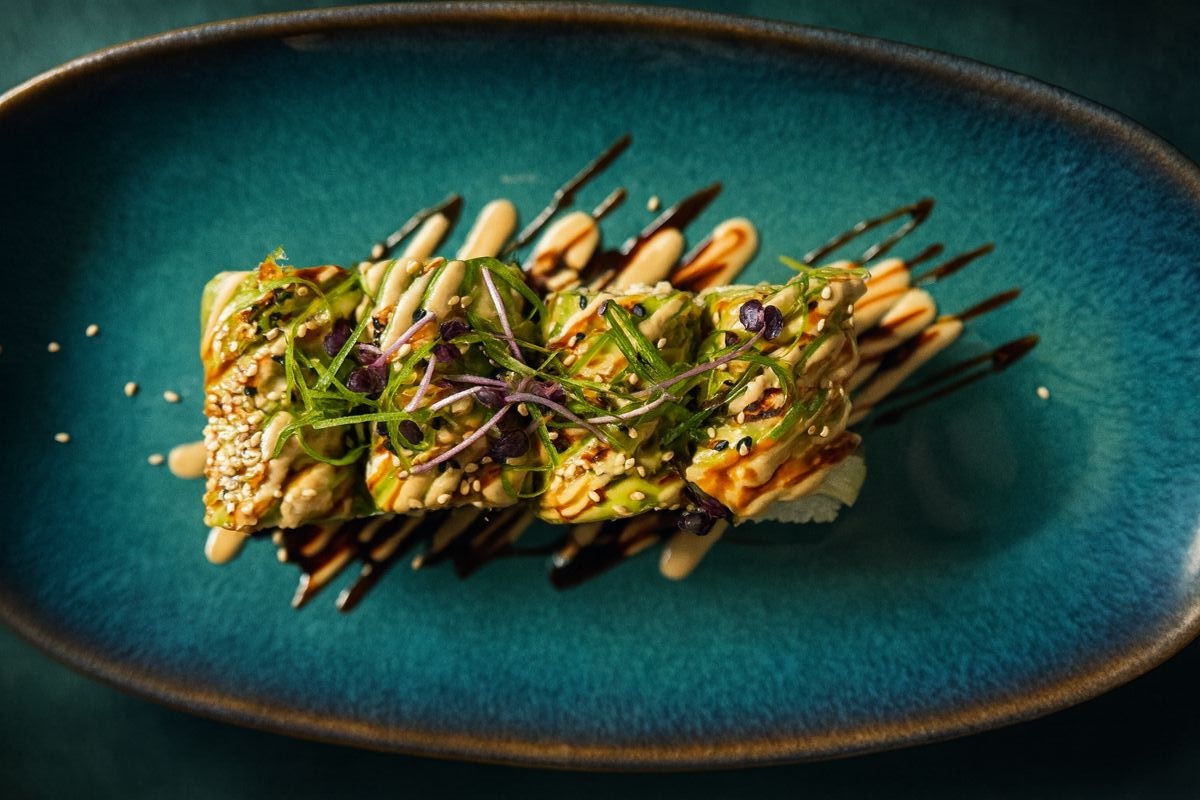 TROPICAL VEGGIE ROLL